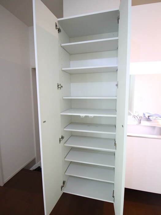 物件内観写真15　(靴箱)