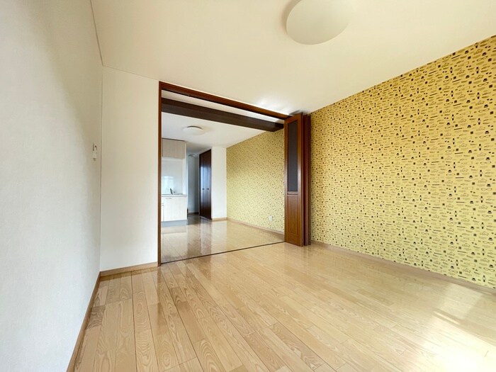 物件内観写真10　(居室)