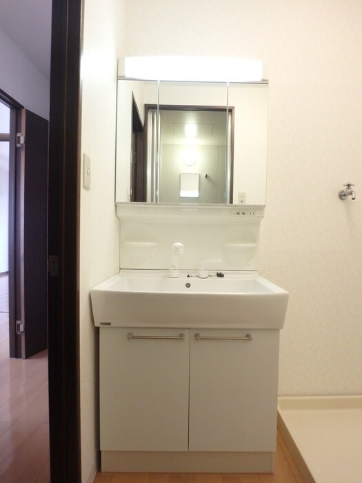 物件内観写真11　(洗面)