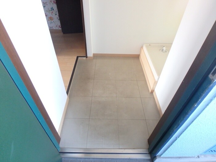 物件内観写真15　(玄関)