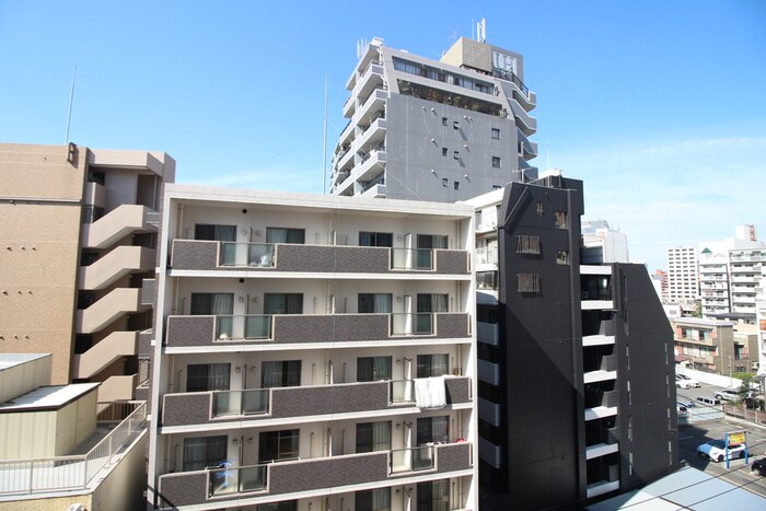 物件内観写真16　(室内からの展望)