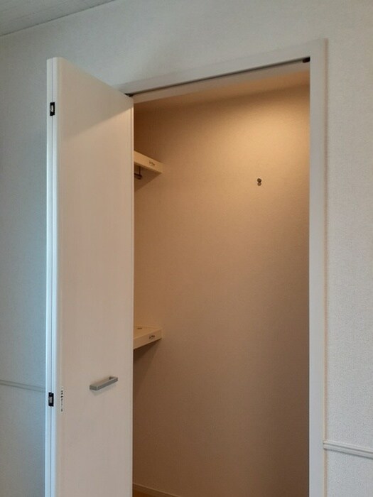 物件内観写真9　(収納)