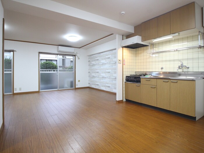 物件内観写真8　(居室)