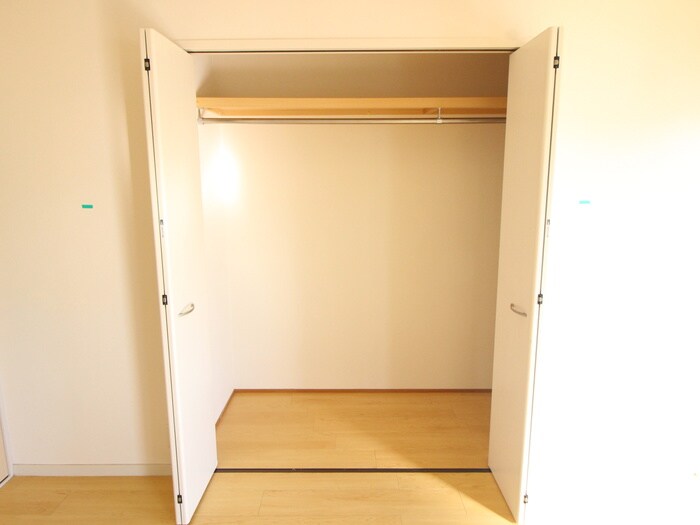 物件内観写真16　(収納)