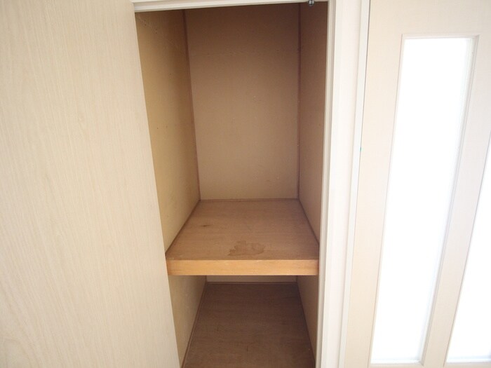物件内観写真17　(収納)