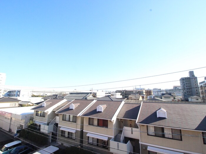 物件内観写真22　(室内からの展望)