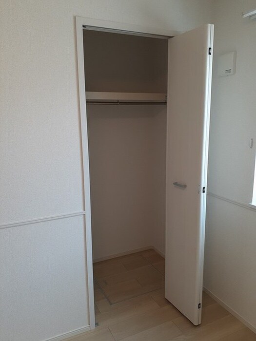物件内観写真10　(収納)
