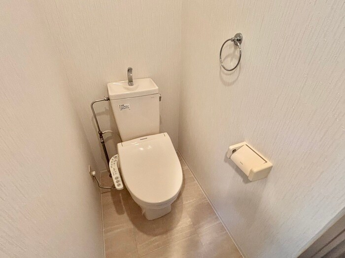 物件内観写真11　(トイレ)