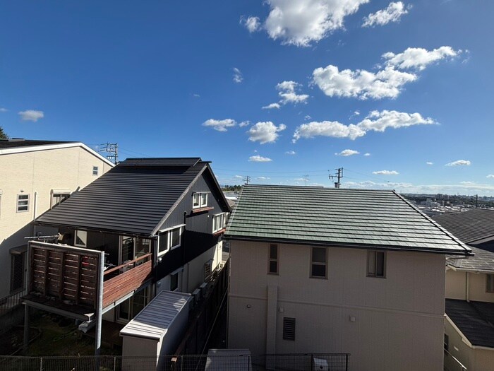 物件内観写真15　(室内からの展望)