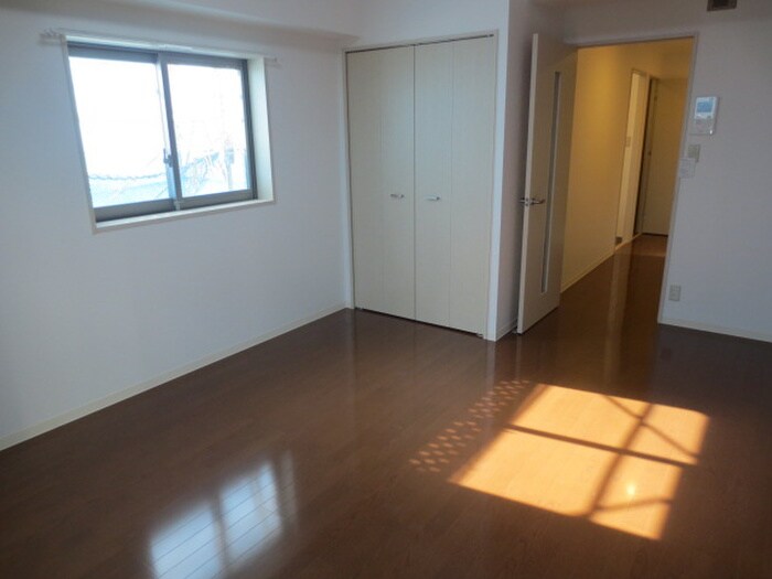 物件内観写真16　(居室)