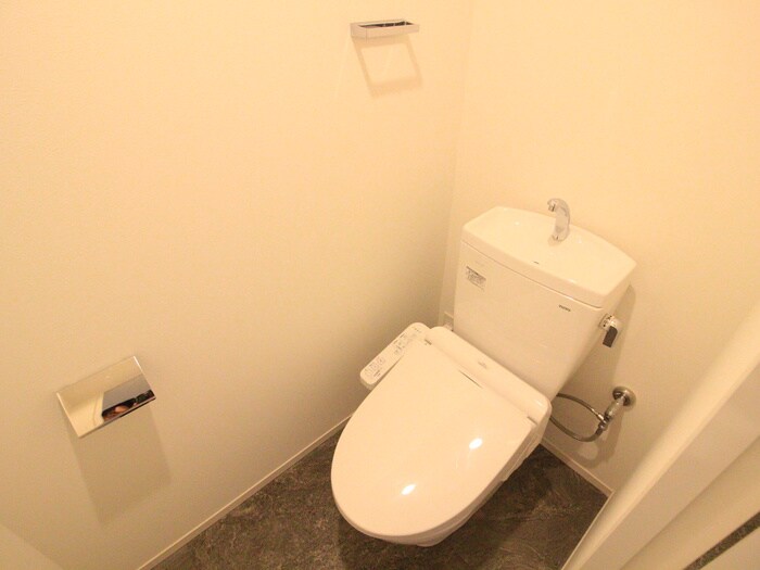 物件内観写真10　(トイレ)