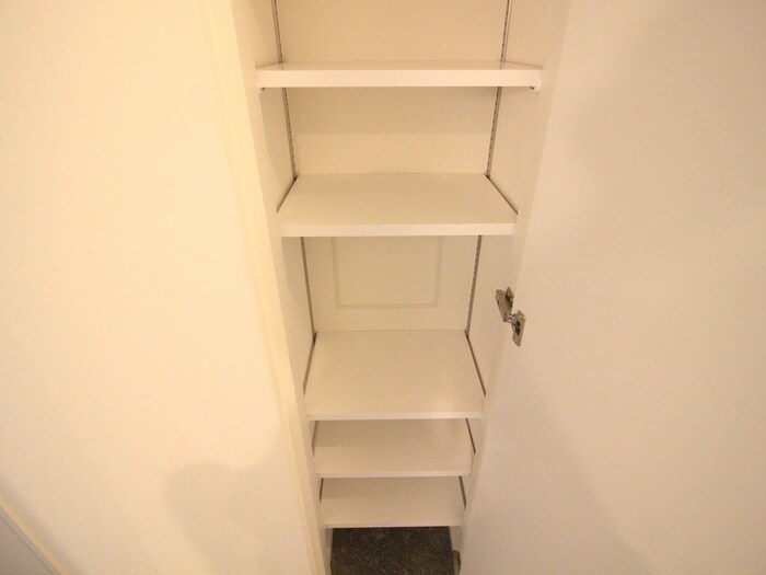 物件内観写真13　(靴箱)