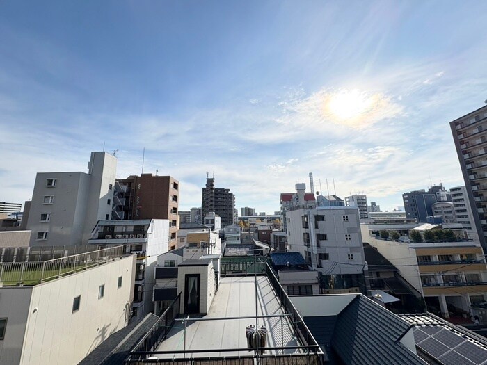 物件内観写真22　(室内からの展望)