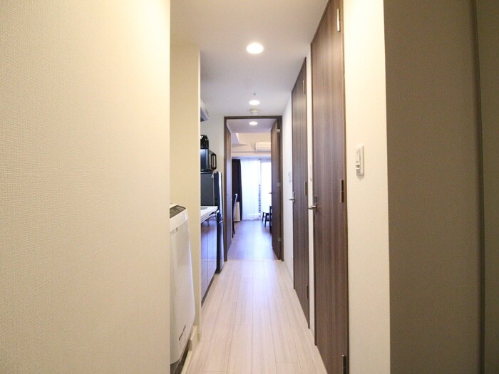 物件内観写真16　(廊下)