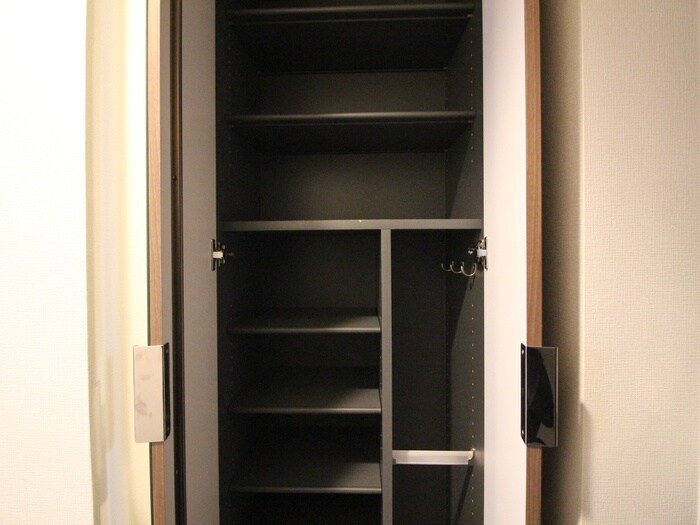 物件内観写真17　(靴箱)