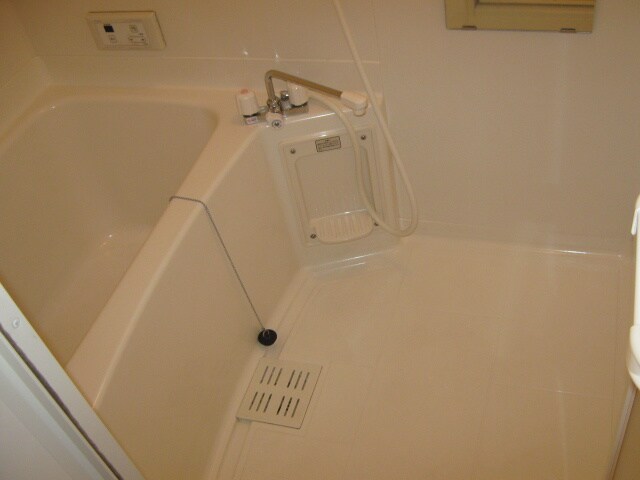 物件内観写真9　(バス／シャワールーム等)