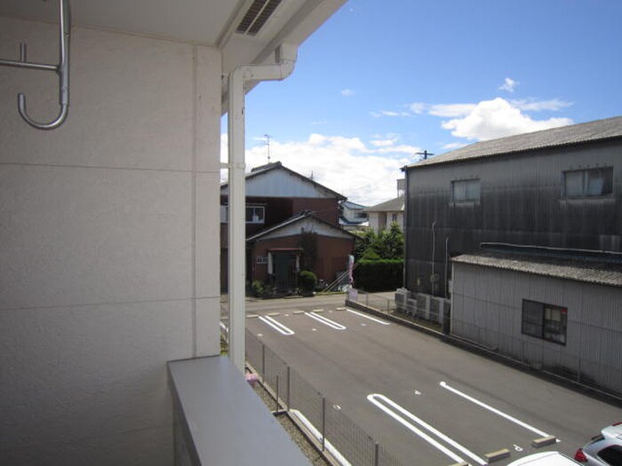 物件内観写真22　(室内からの展望)