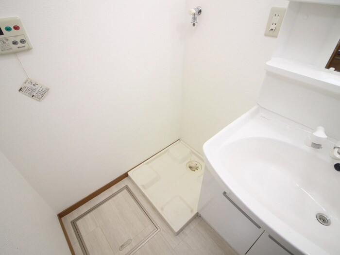 物件内観写真13　(居室)