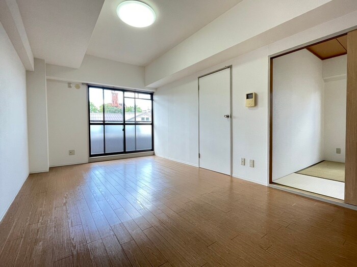 物件内観写真7　(居室)