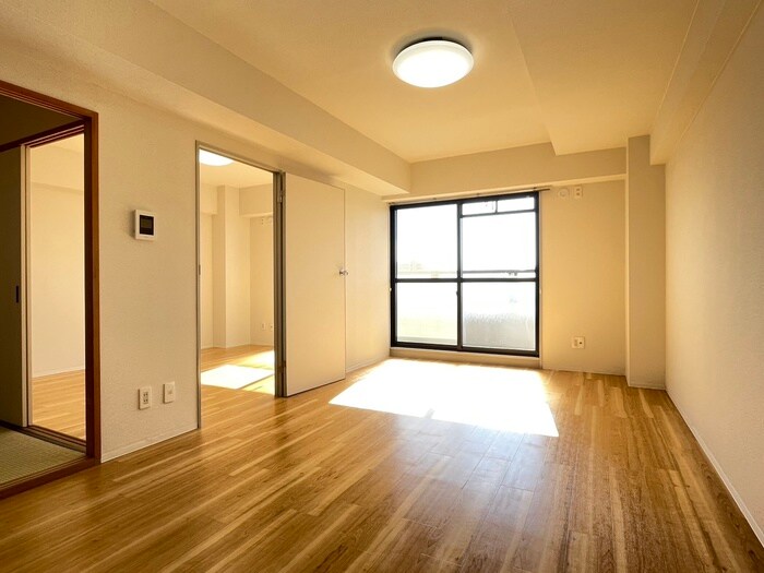 物件内観写真7　(居室)