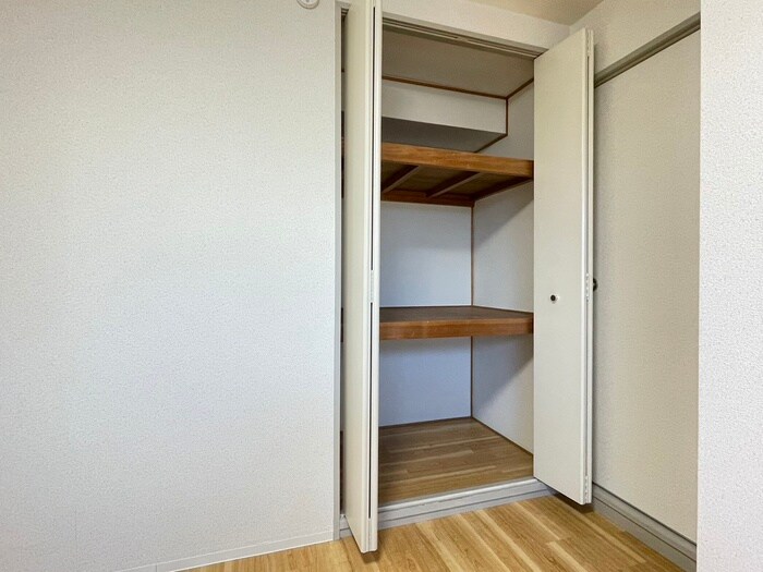 物件内観写真9　(収納)