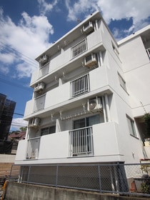 コーポサンバレーの外観写真