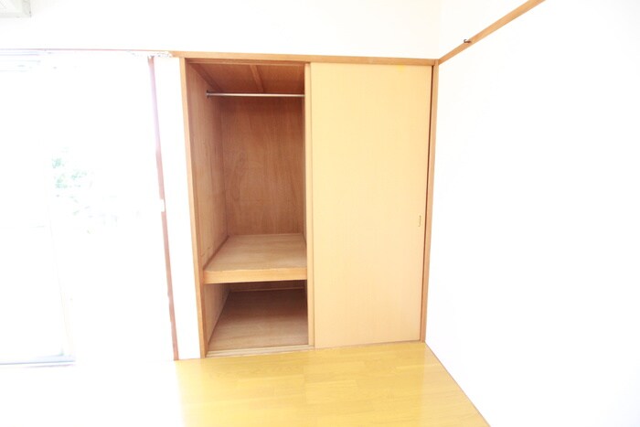 物件内観写真12　(収納)