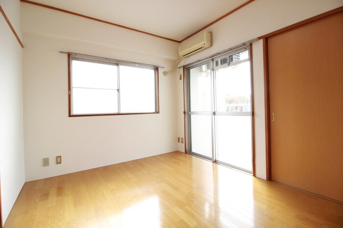 物件内観写真21　(居室)