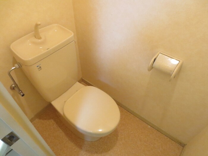 物件内観写真15　(トイレ)