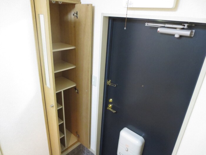 物件内観写真17　(靴箱)
