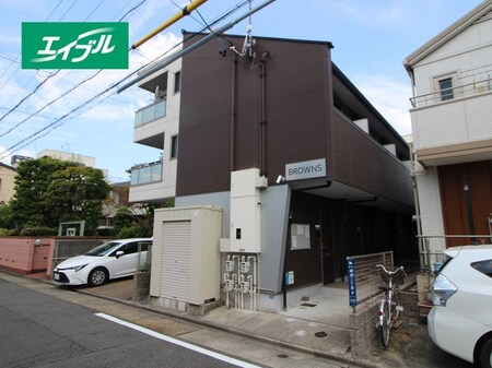 BROWNS外観写真