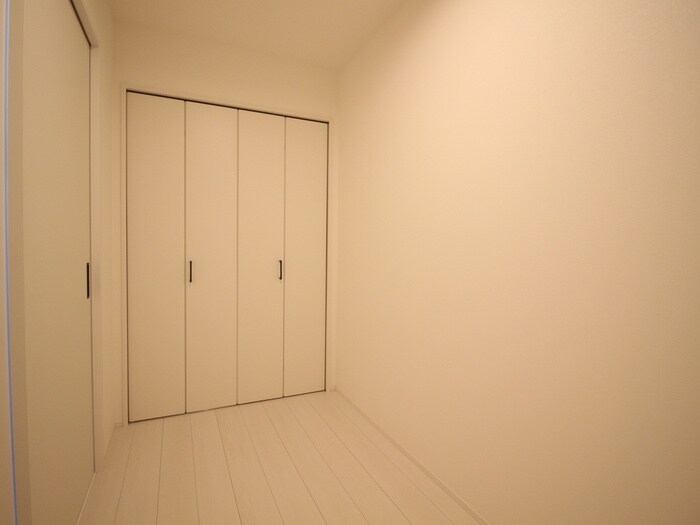 物件内観写真18　(居室)