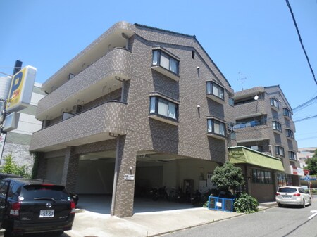 グリ－ンクレストいりなか外観写真