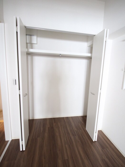 物件内観写真13　(収納)