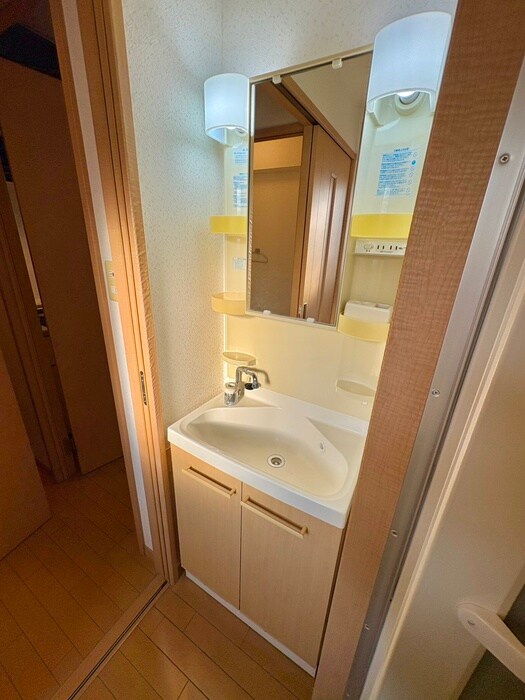 物件内観写真10　(洗面)