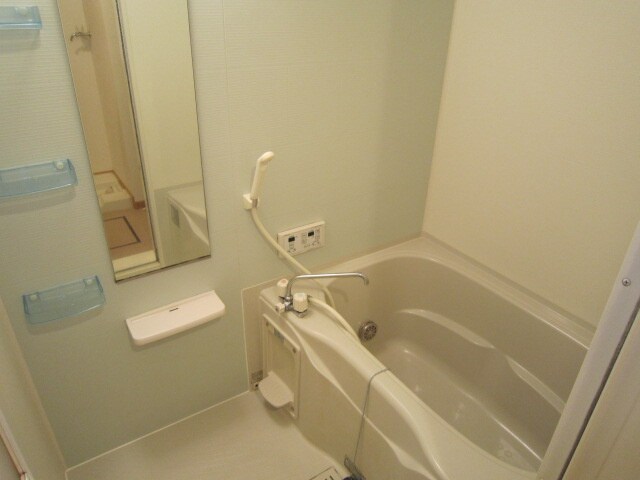 物件内観写真8　(バス／シャワールーム等)