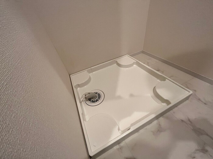 物件内観写真13　(洗濯機置場)