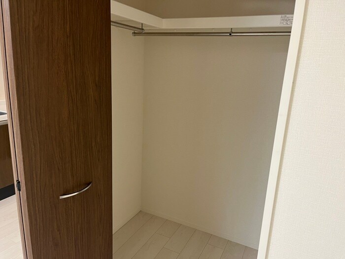 物件内観写真17　(収納)