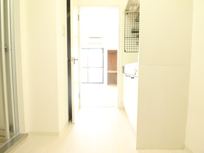 物件内観写真20　(廊下)