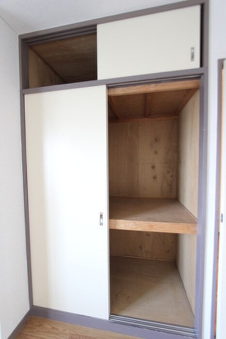 物件内観写真11　(収納)