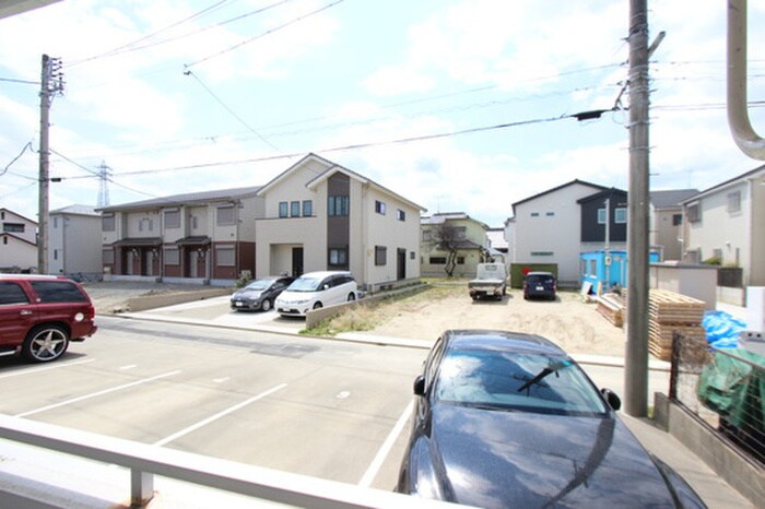 物件内観写真12　(室内からの展望)