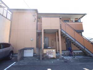 シャルルー日進外観写真