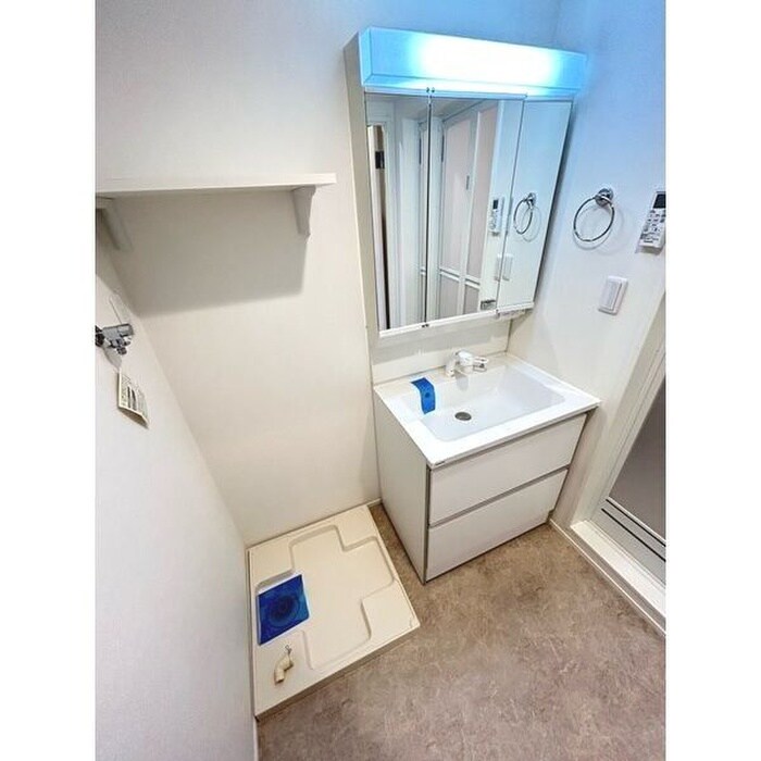 物件内観写真8　(洗面)