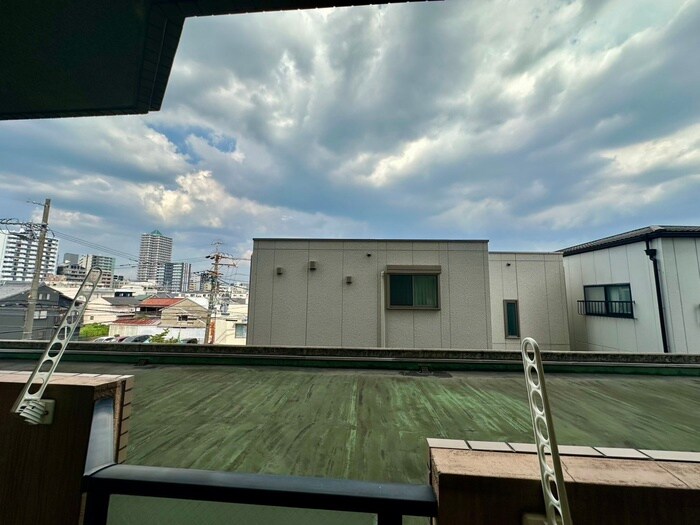 物件内観写真22　(室内からの展望)