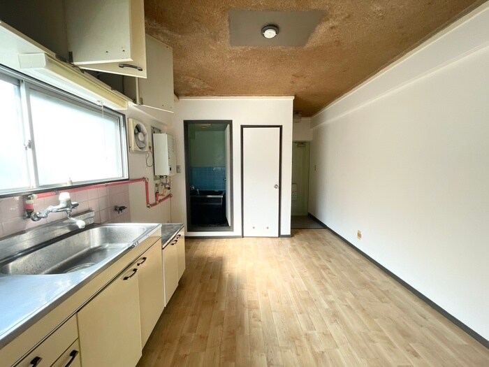 物件内観写真4　(居室)