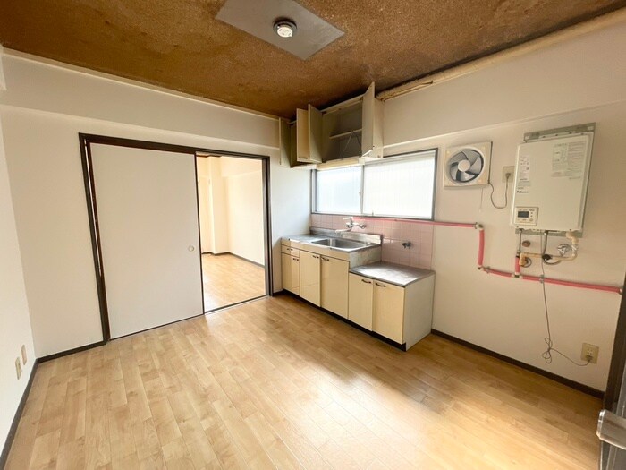 物件内観写真5　(居室)