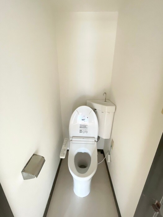 物件内観写真11　(トイレ)