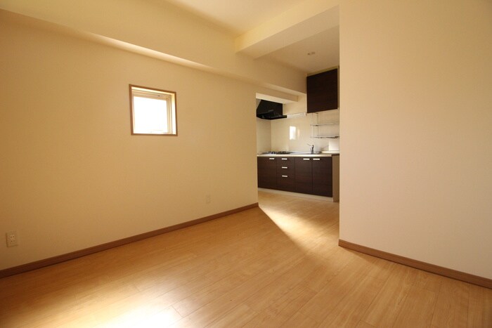 物件内観写真8　(内観写真)