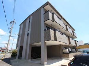 ロイヤル長田外観写真