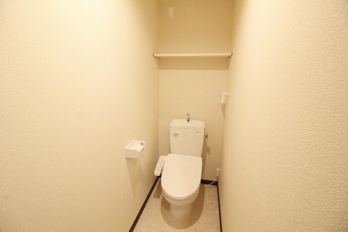 物件内観写真14　(トイレ)